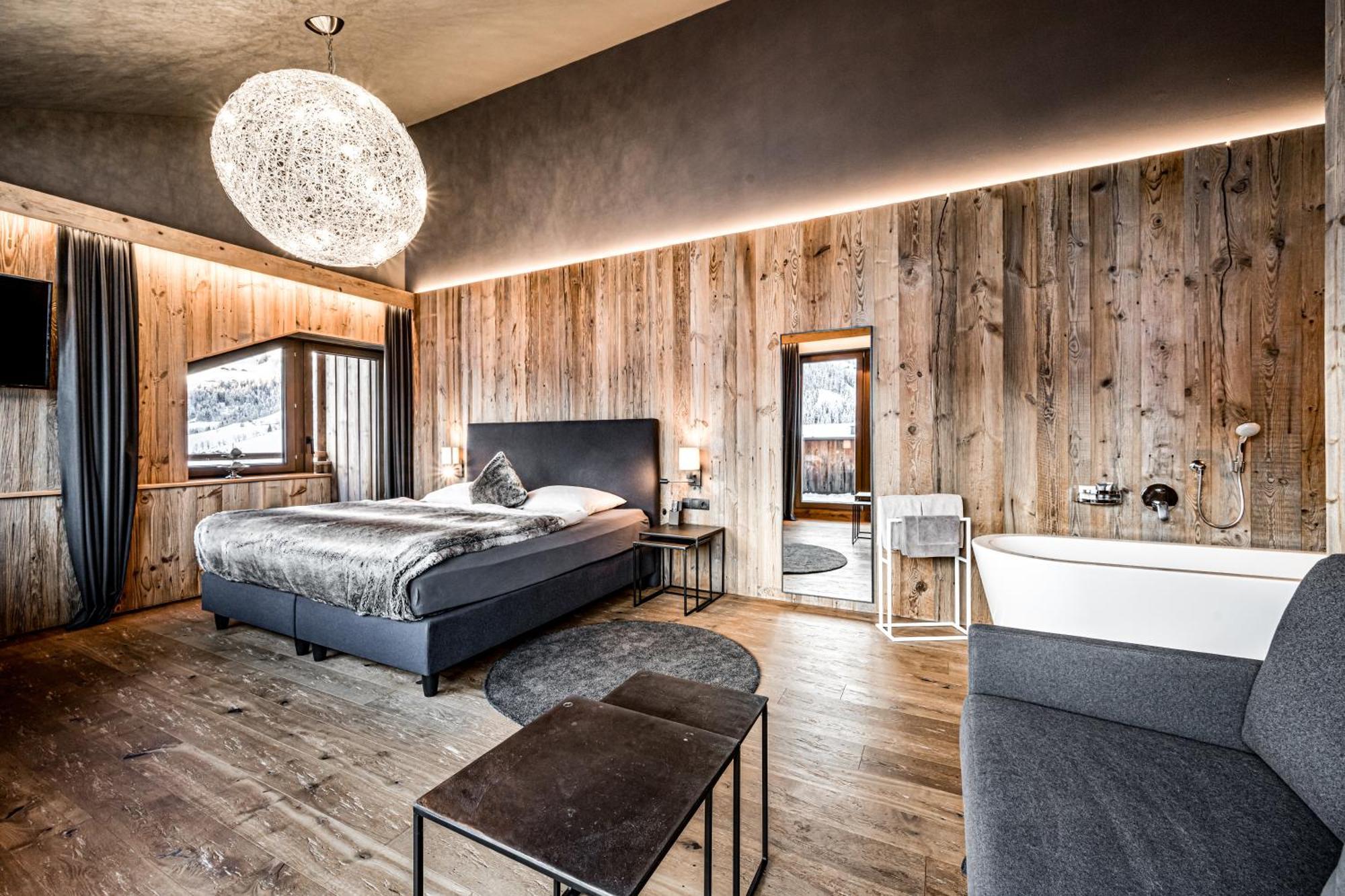 Almmonte Sensum Boutique *